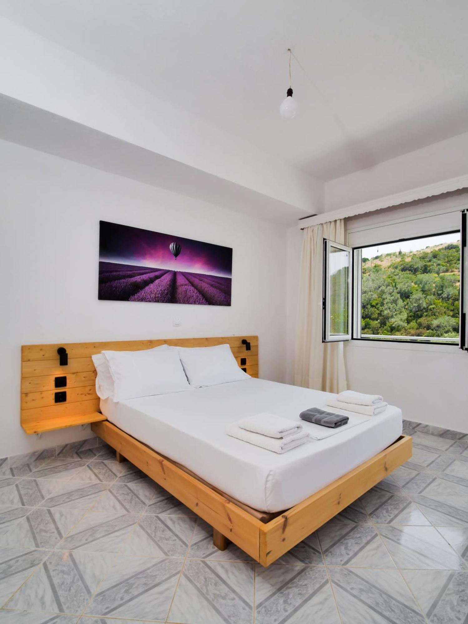 Bodini'S Rooms Himare Esterno foto