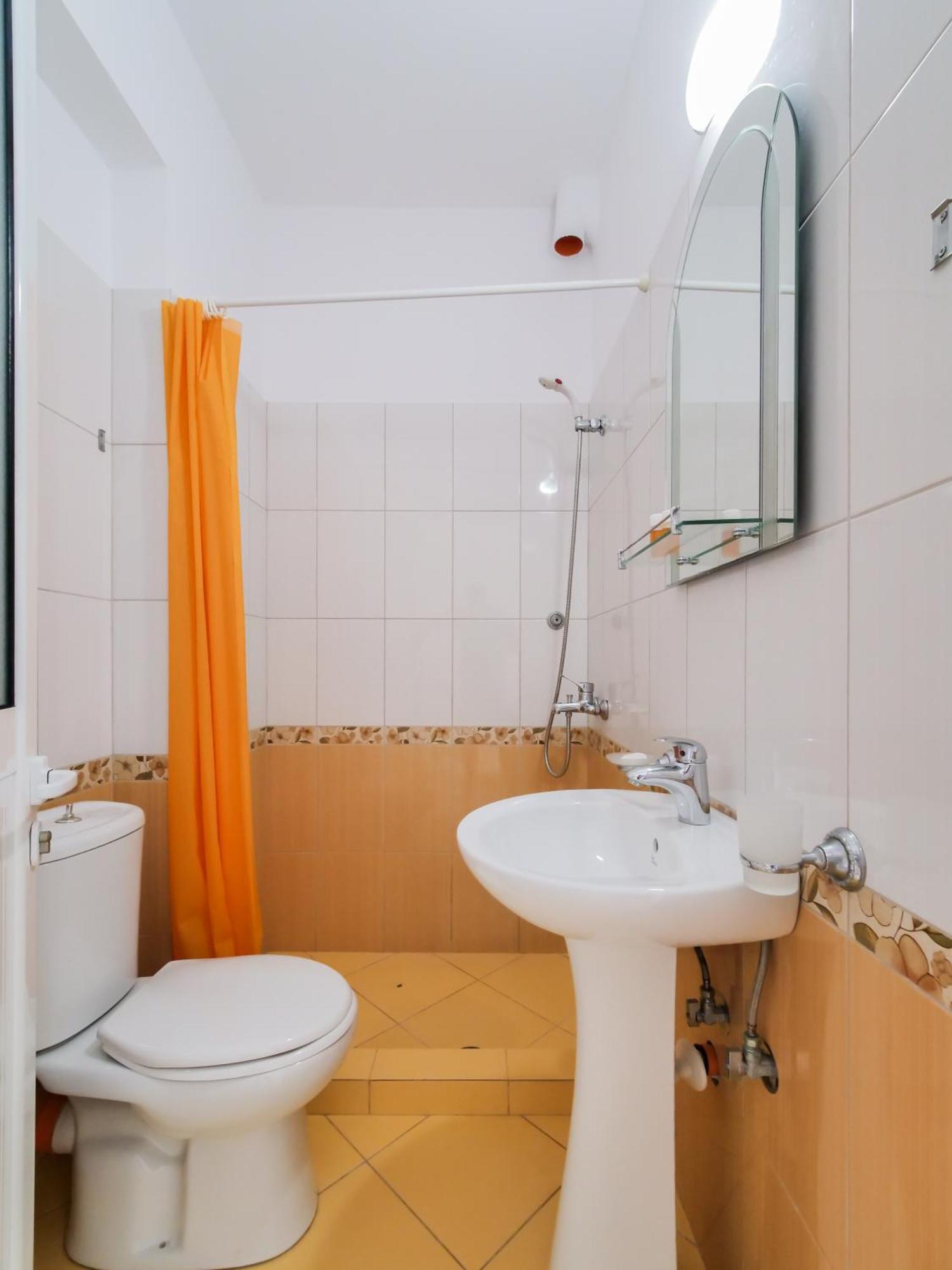 Bodini'S Rooms Himare Esterno foto